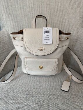 COACH NWT Pennie Backpack 22 Cream Pebbled Leather